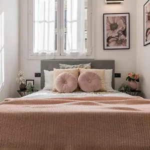 & Cozy In Via Disciplini Italia