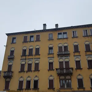 *** Guest house Alloggi Gerotto Calderan 1 Italy